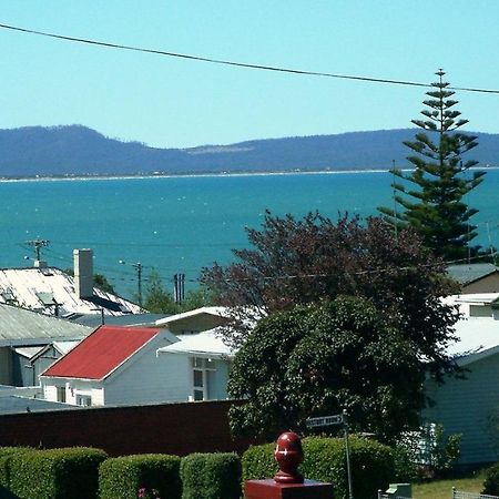 Meredith House Swansea Esterno foto