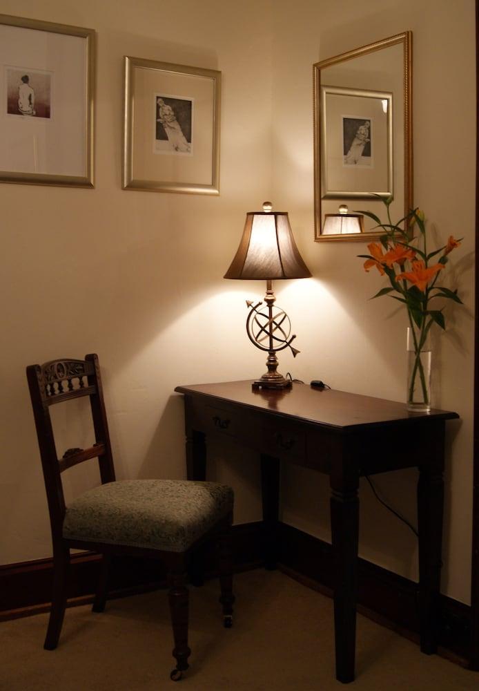 Meredith House Swansea Esterno foto