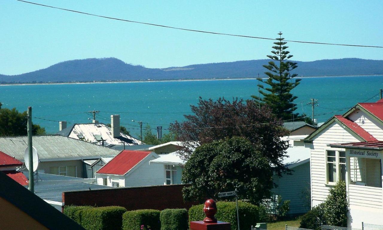Meredith House Swansea Esterno foto