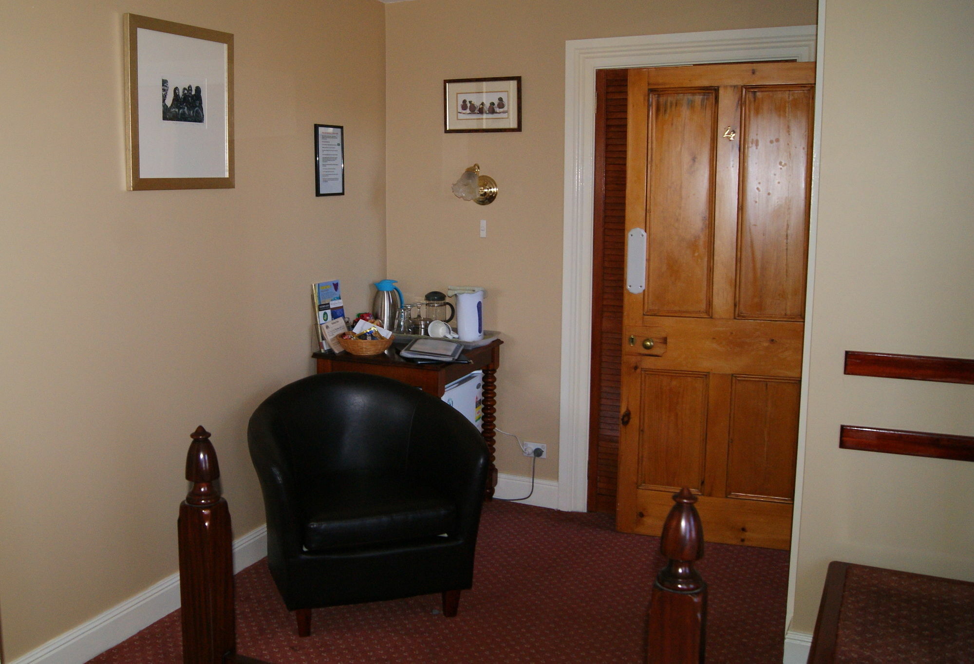 Meredith House Swansea Esterno foto