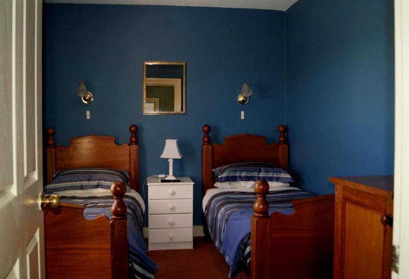 Meredith House Swansea Esterno foto